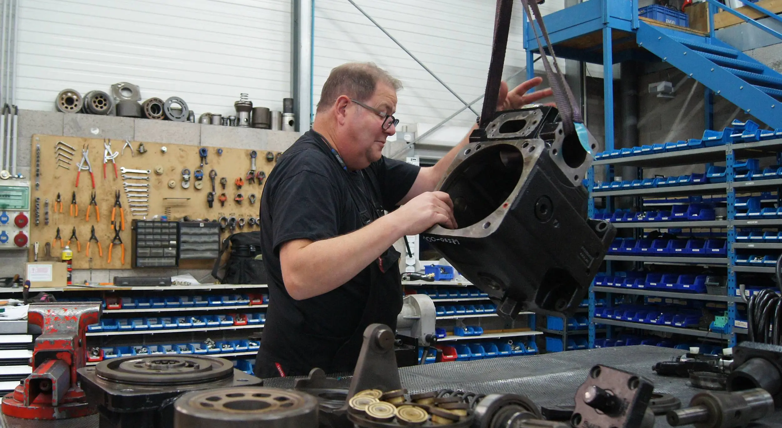 Réparation hydraulique en atelier