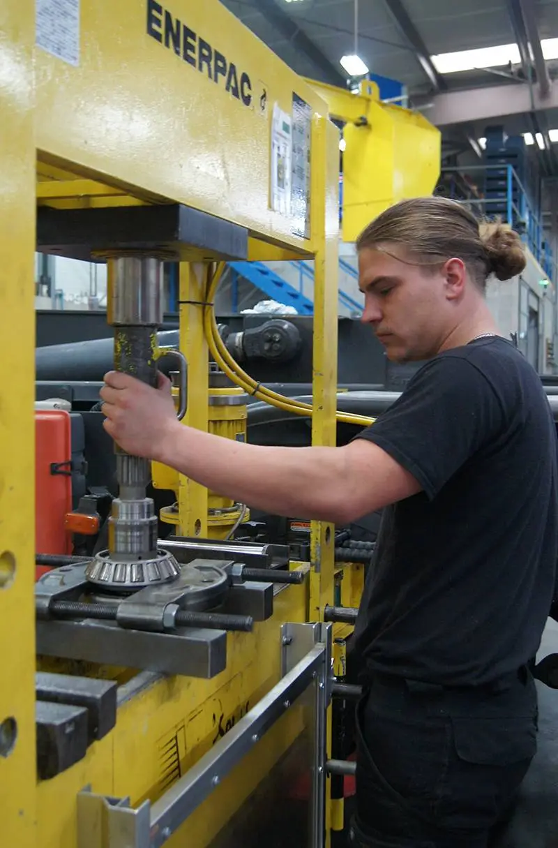 Solutions hydrauliques dédiées aux engins mobiles et équipements de chantier